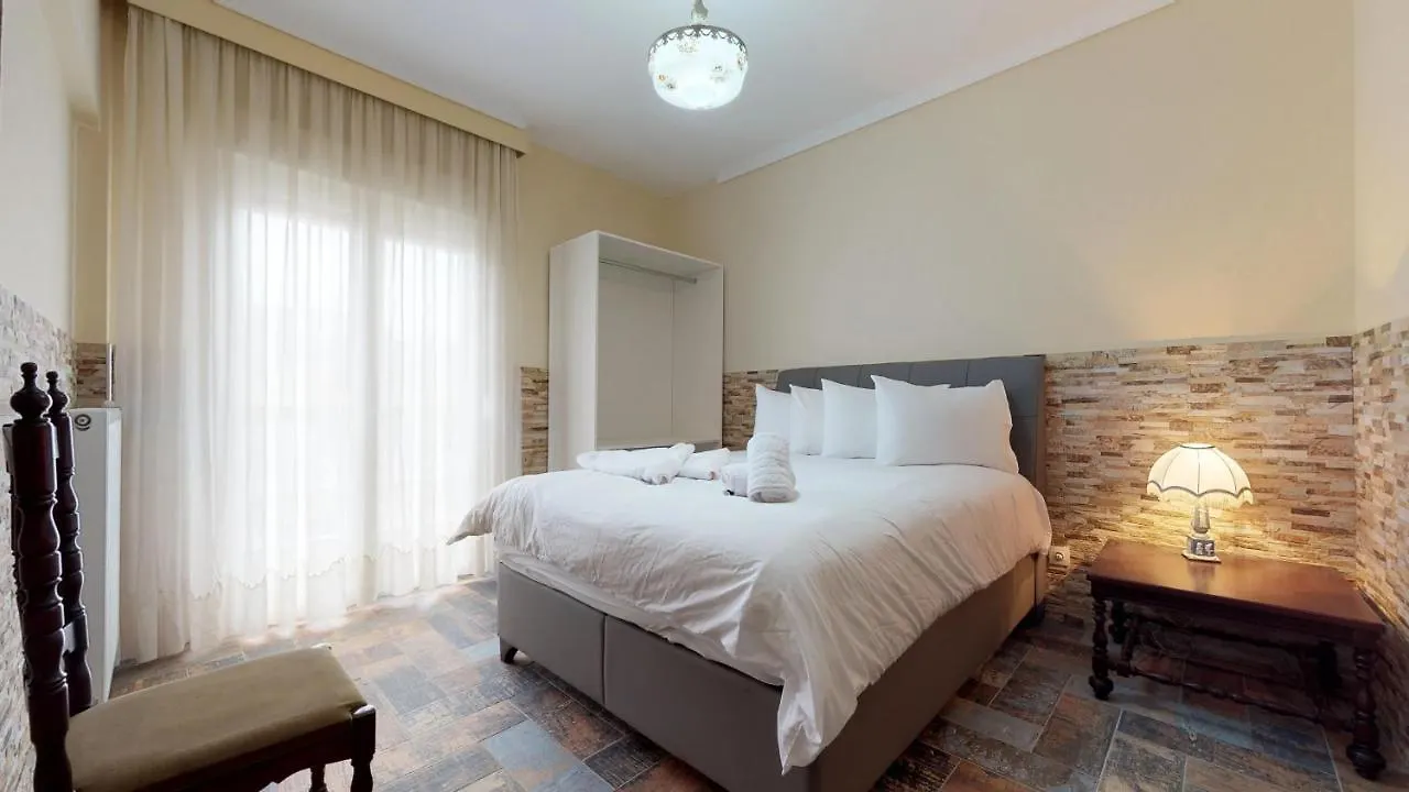 Jacuzzi Suites Thessaloniki Apartment